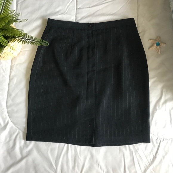 🏷️BUY 4 GET 1 FREE🏷️ Vintage Beecher’s Brook Petites Pinstripe Work Skirt - Picture 4 of 6